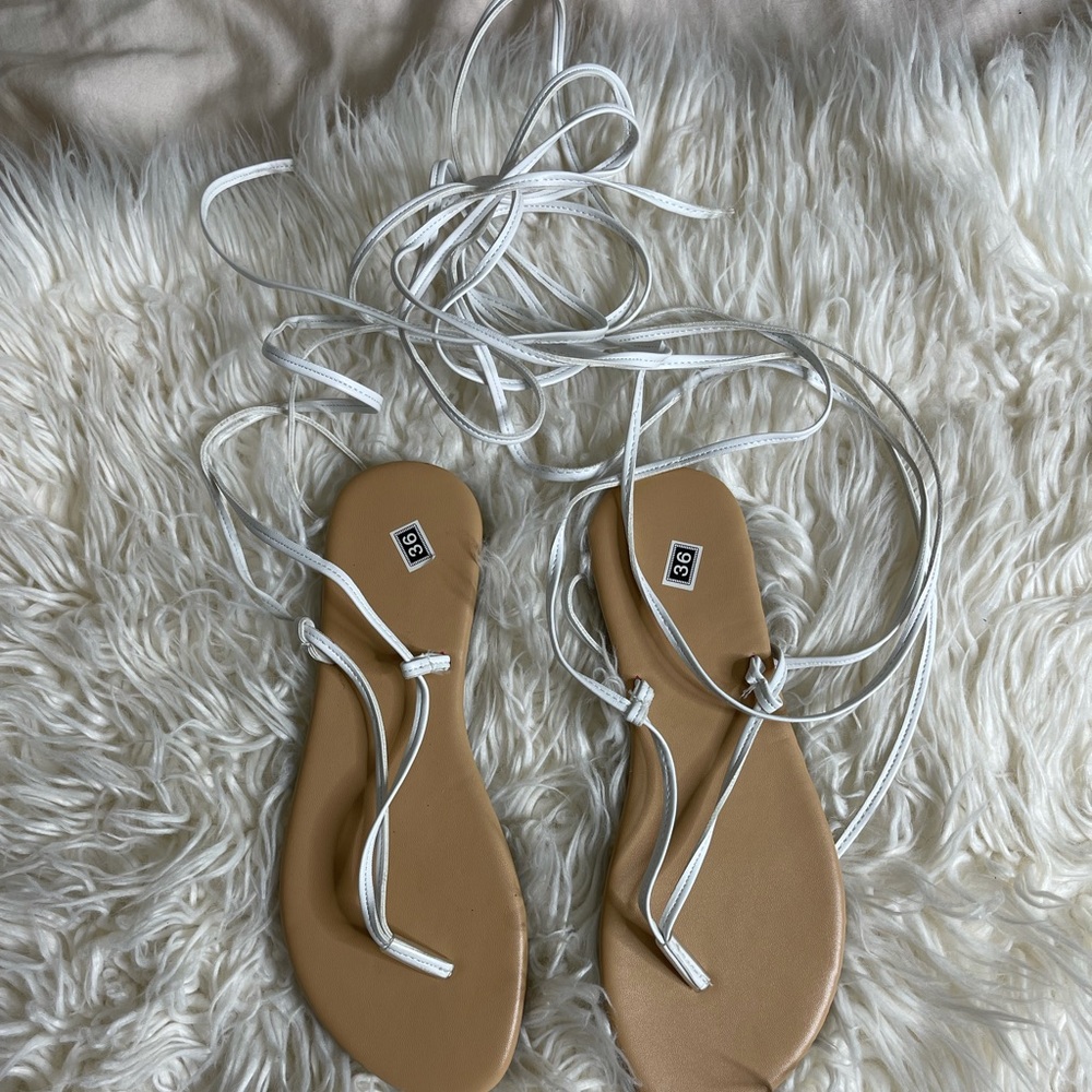 Cream sandal